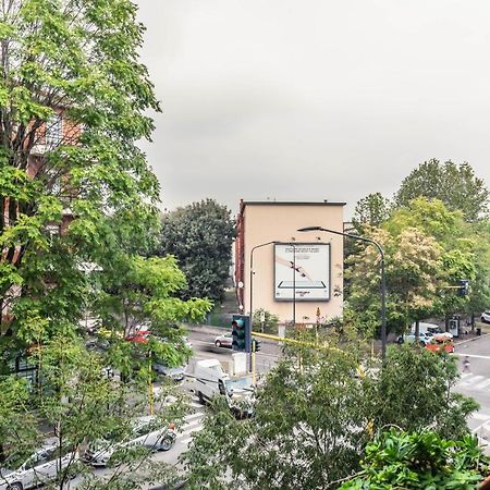 Eden House Sansiro-Duomo Netflix & Design Apartment Milano Ngoại thất bức ảnh