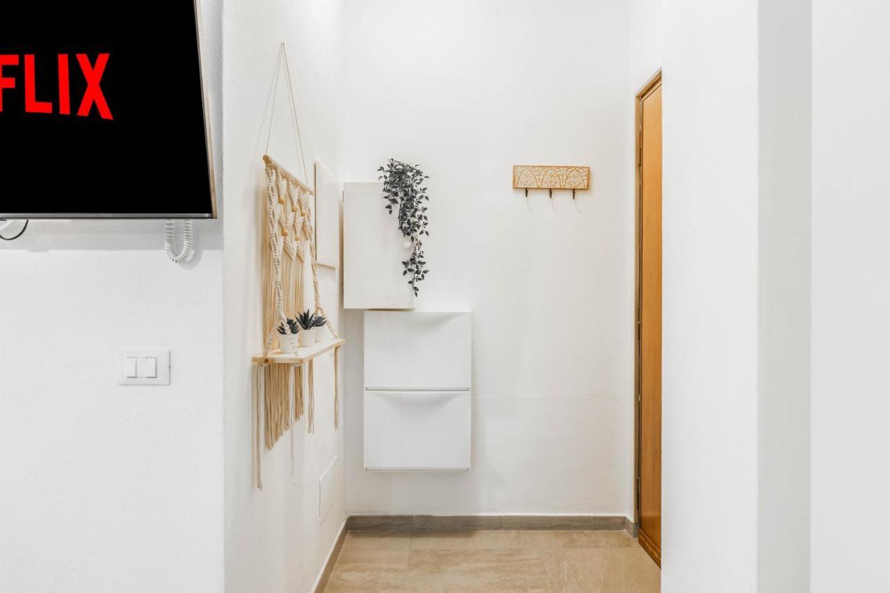 Eden House Sansiro-Duomo Netflix & Design Apartment Milano Ngoại thất bức ảnh