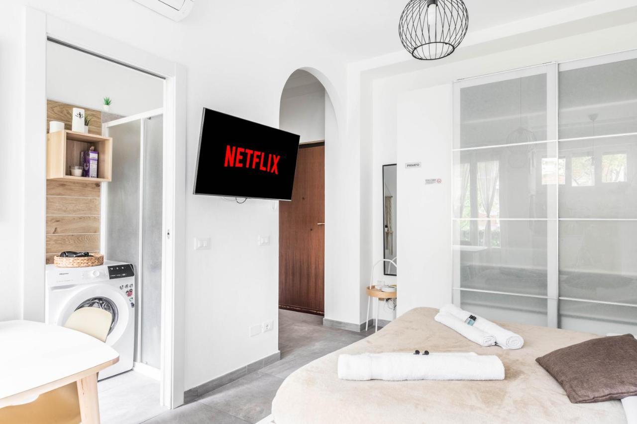Eden House Sansiro-Duomo Netflix & Design Apartment Milano Ngoại thất bức ảnh