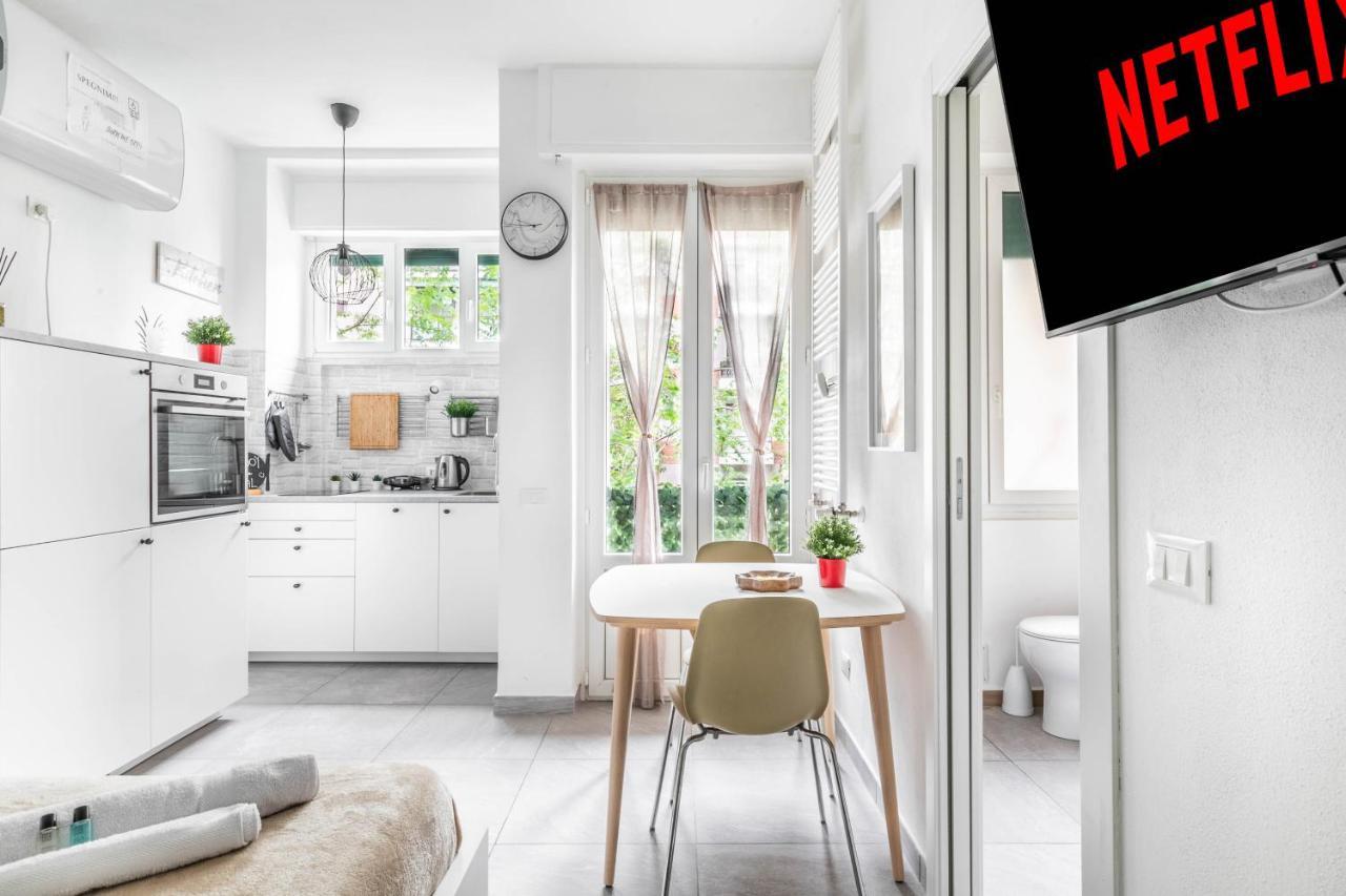 Eden House Sansiro-Duomo Netflix & Design Apartment Milano Ngoại thất bức ảnh