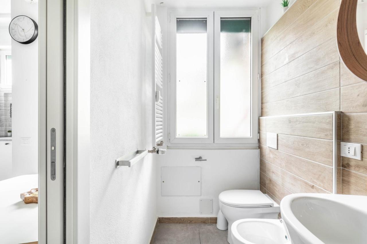 Eden House Sansiro-Duomo Netflix & Design Apartment Milano Ngoại thất bức ảnh